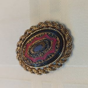 Vintage Sarah Coventry Old Vienna Brooch